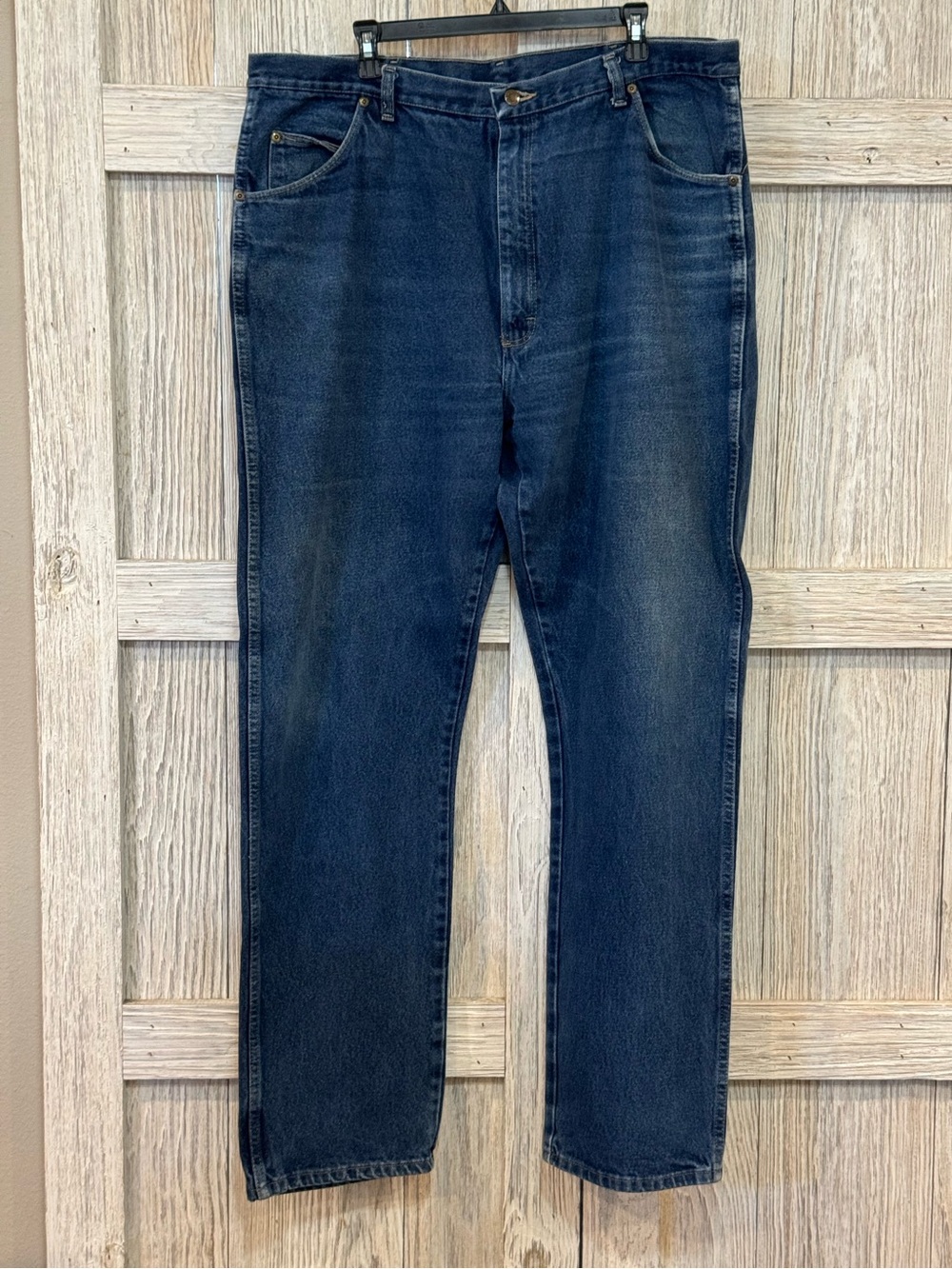 Wrangler Men's Dark Blue Denim Jeans Sz 42x36
